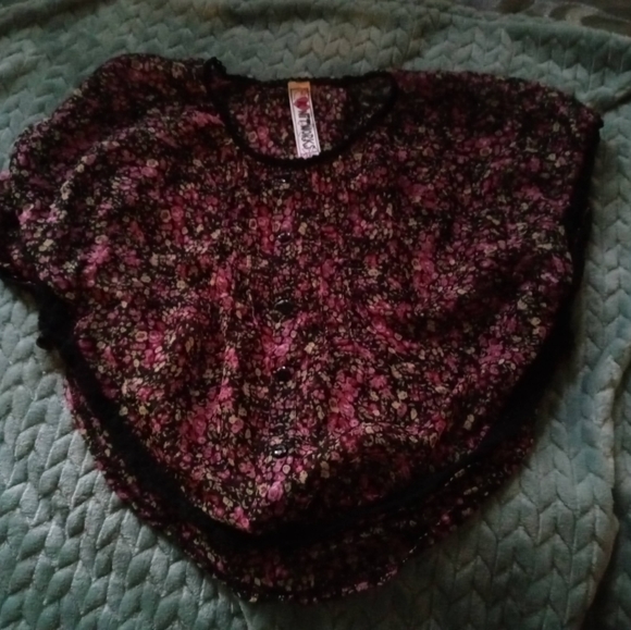 Fun Fall Tops - Picture 5 of 5